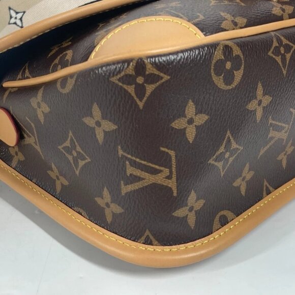 LOUIS VUITTON M45985 Monogram Diane NM PM Pochette Crossbody Shoulder Bag - Picture 5 of 14